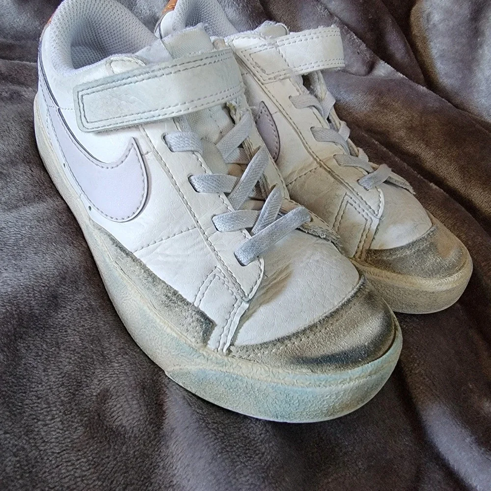 Nike blazer low